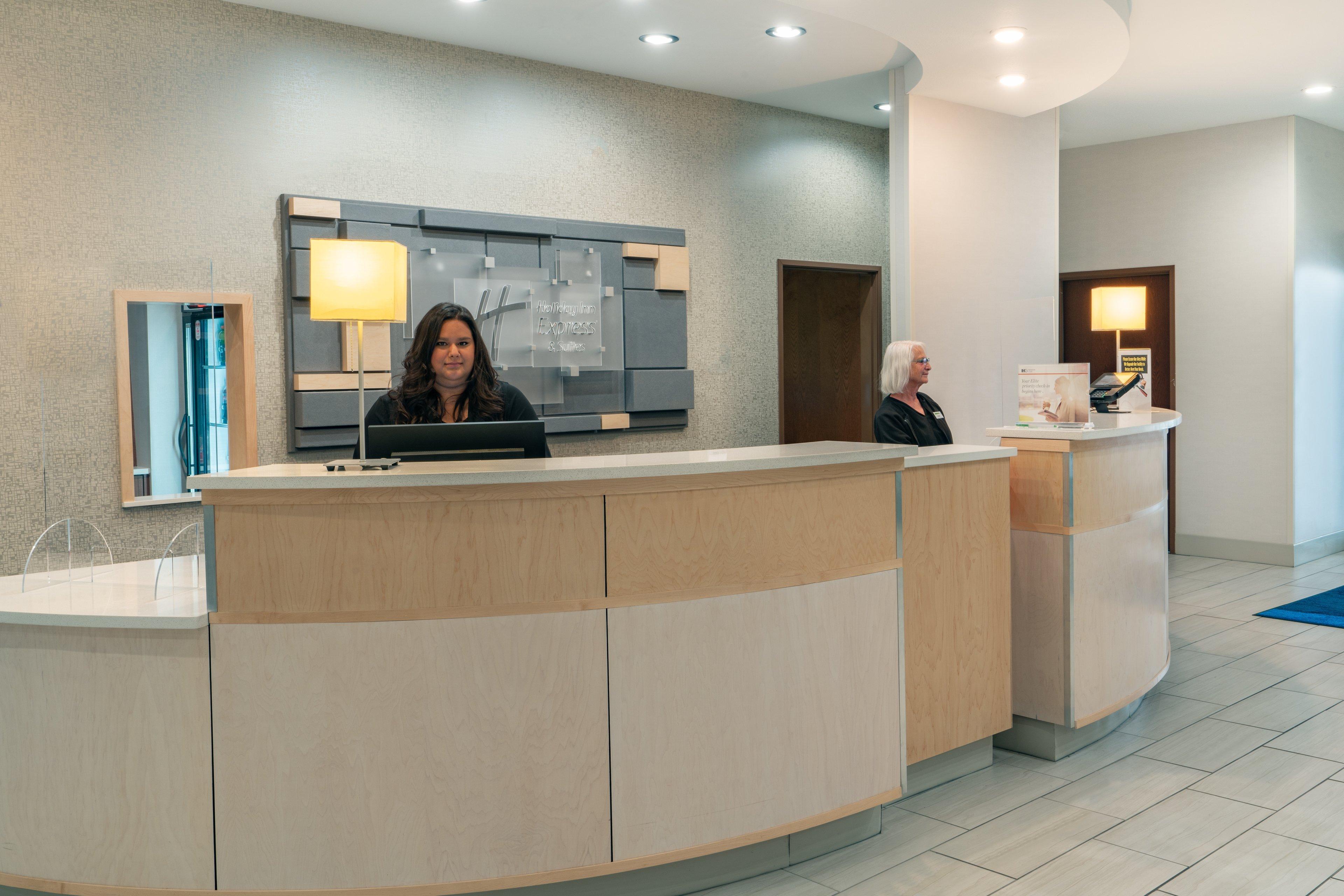 Holiday Inn Express&Suites Trinidad, an IHG Hotel Exterior foto